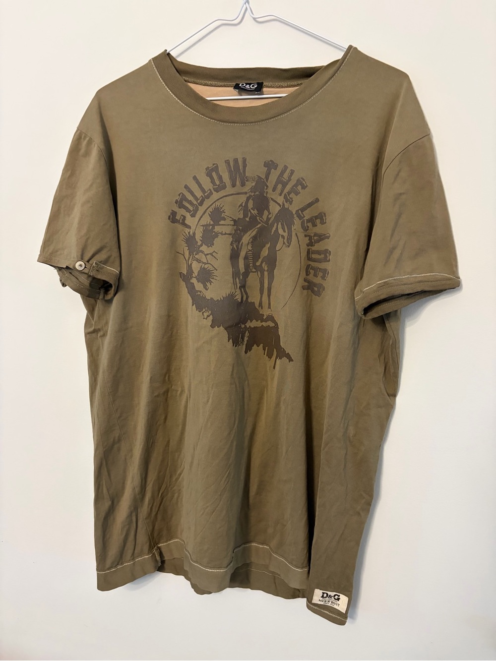 Vintage D&G Olive Green 'Follow The Leader' cowboy Graphic Men's T-Shirt